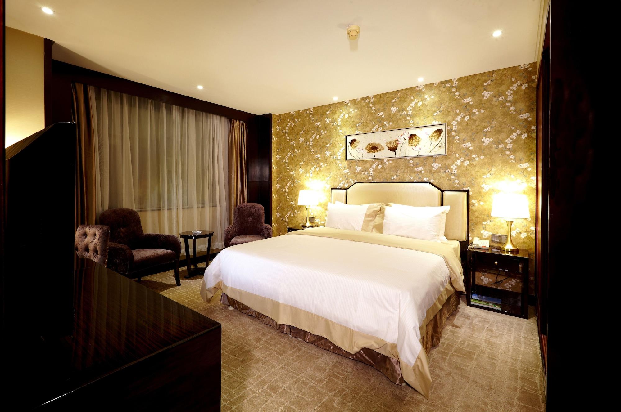 Mandarin Hotel Гуанджоу Екстериор снимка