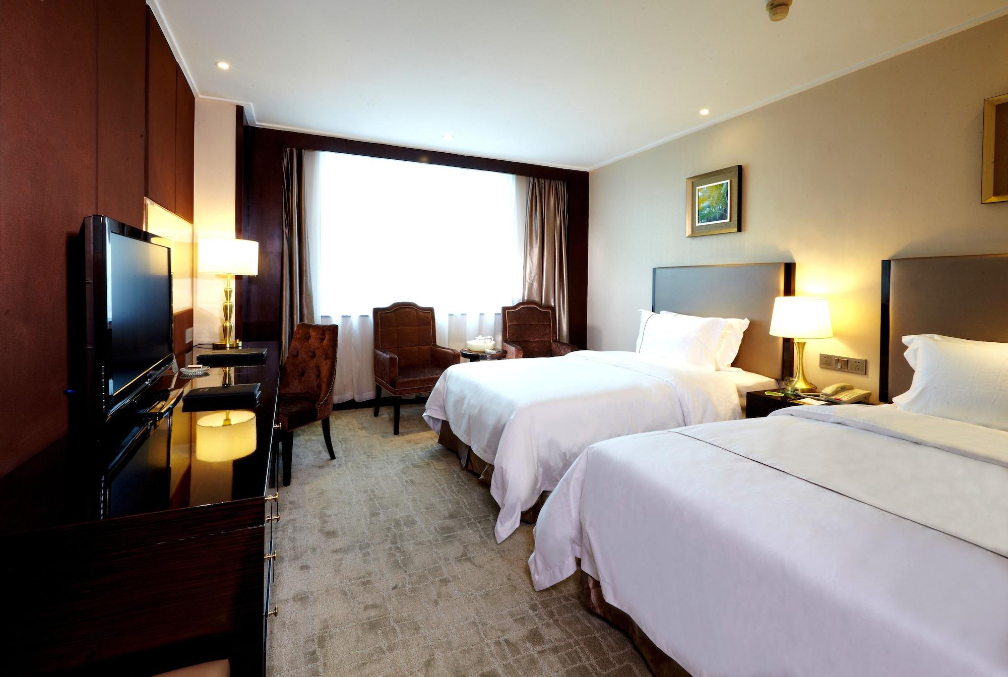 Mandarin Hotel Гуанджоу Екстериор снимка
