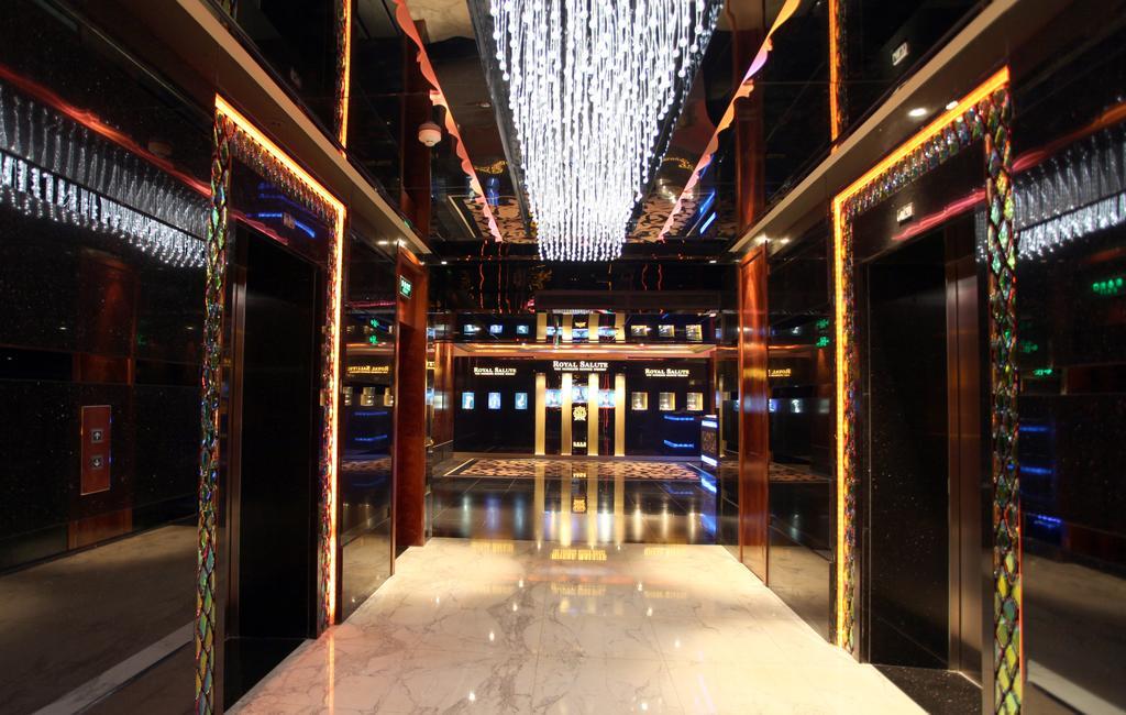 Mandarin Hotel Гуанджоу Екстериор снимка