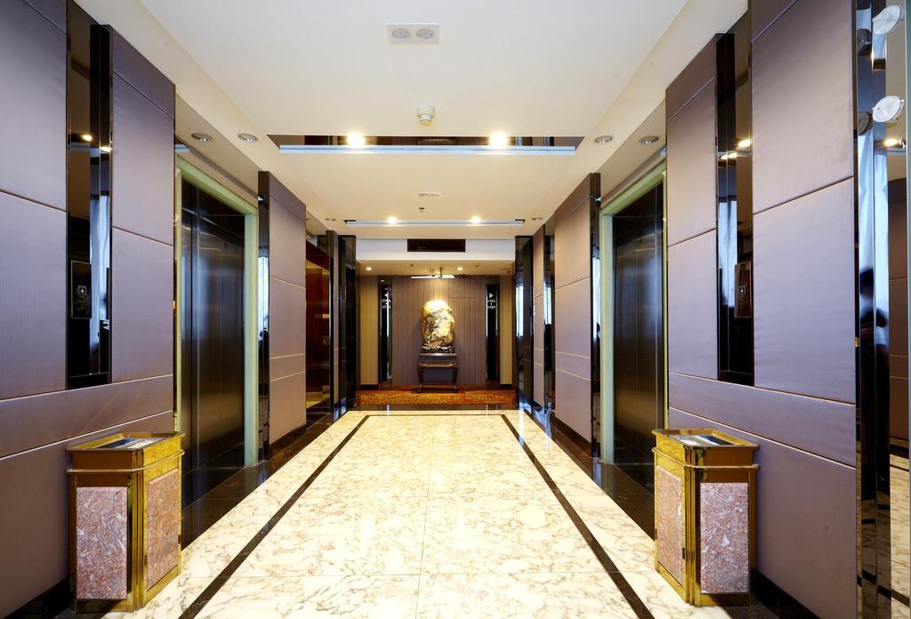 Mandarin Hotel Гуанджоу Екстериор снимка