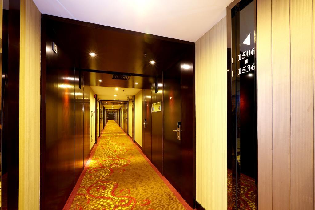 Mandarin Hotel Гуанджоу Екстериор снимка