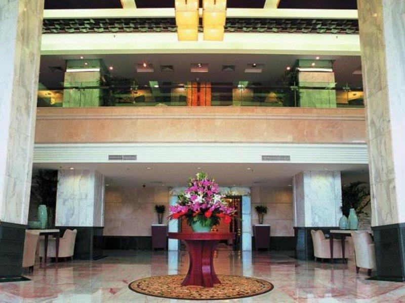 Mandarin Hotel Гуанджоу Екстериор снимка