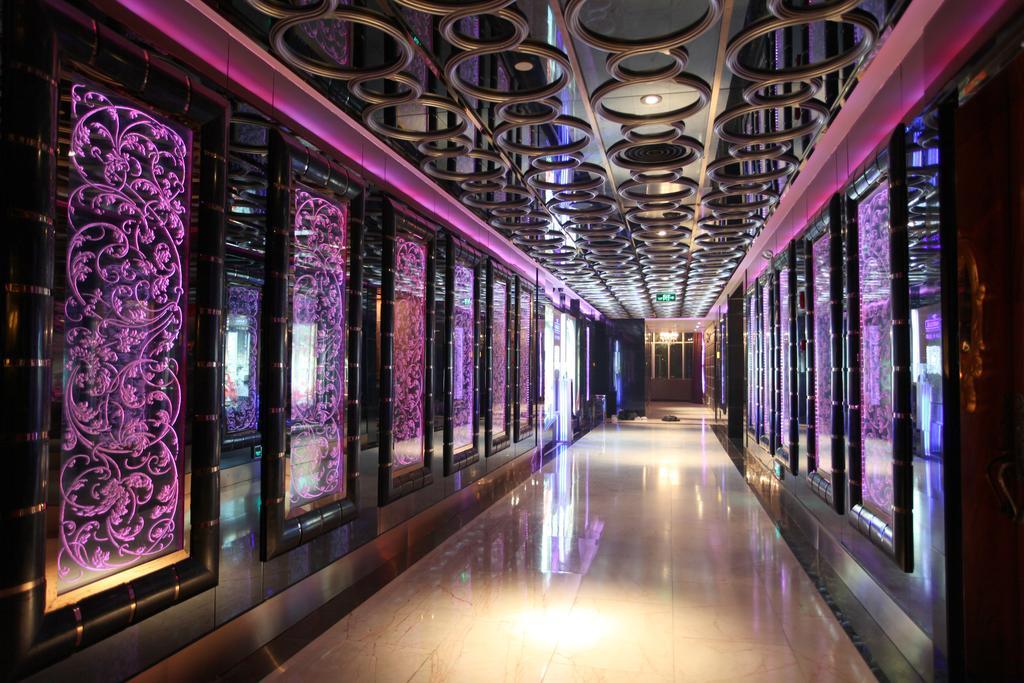 Mandarin Hotel Гуанджоу Екстериор снимка
